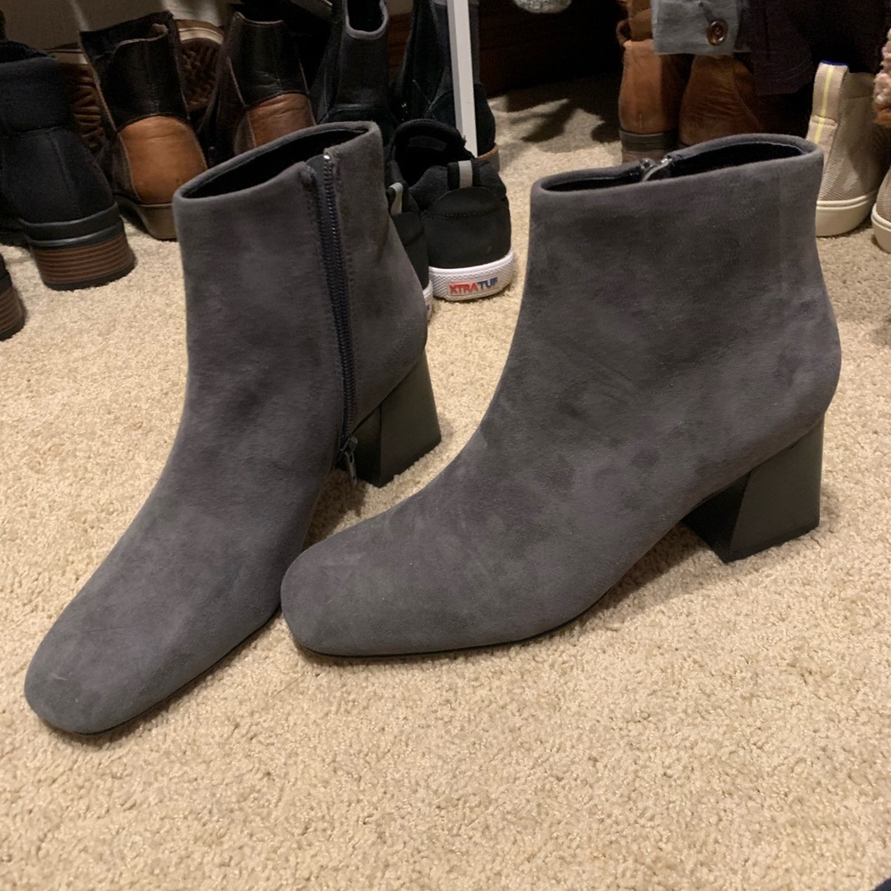 Farylrobin boots brand new
